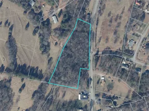 5298 Moorefield Memorial Hwy, Liberty, SC 29657