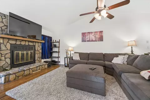 Living - 48 Commodore Dr, Salem, SC 29676 photo 1 of 2