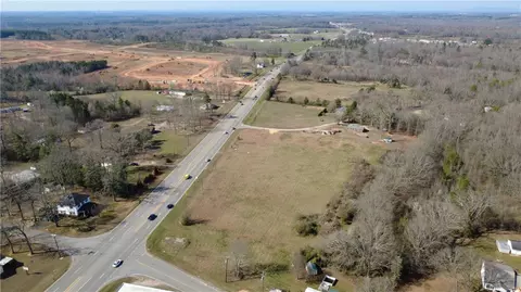 9005 Augusta Rd, Pelzer, SC 29669 photo 8