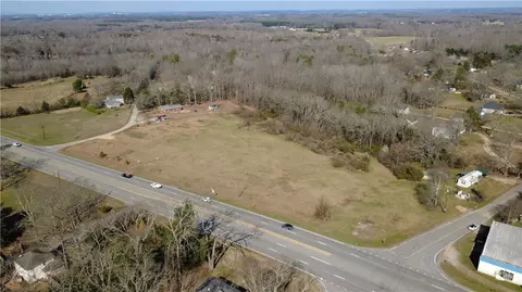 9005 Augusta Rd, Pelzer, SC 29669 photo 4