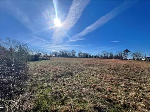9005 Augusta Rd, Pelzer, SC 29669 photo 17