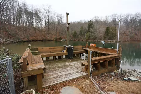 Exterior - 518 Inlet Dr, Seneca, SC 29672 photo 8 of 15