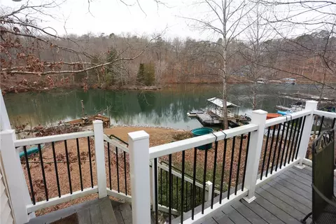 Exterior - 518 Inlet Dr, Seneca, SC 29672 photo 6 of 15