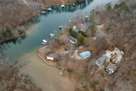 View/Area - 518 Inlet Dr, Seneca, SC 29672 photo 6 of 6