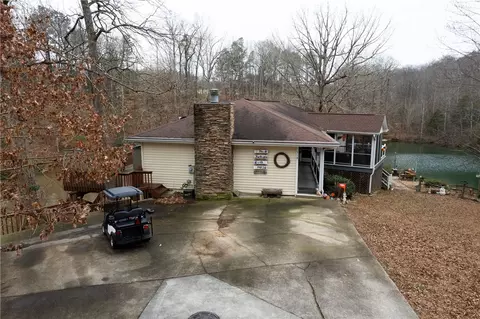 Exterior - 518 Inlet Dr, Seneca, SC 29672 photo 1 of 15
