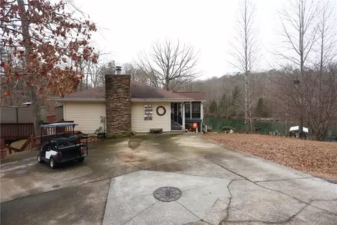 Exterior - 518 Inlet Dr, Seneca, SC 29672 photo 3 of 15