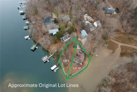 View/Area - 518 Inlet Dr, Seneca, SC 29672 photo 3 of 6