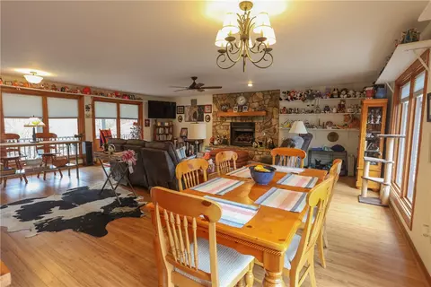 Dining - 518 Inlet Dr, Seneca, SC 29672 photo 1 of 1