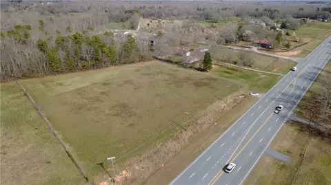 9901 Augusta Rd, Pelzer, SC 29669 photo 2