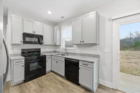 Kitchen - 427 Bee Cove Way, Pendleton, SC 29670 photo 1 of 2