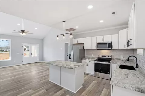 908 Beaverdam Rd, Williamston, SC 29697 photo 8