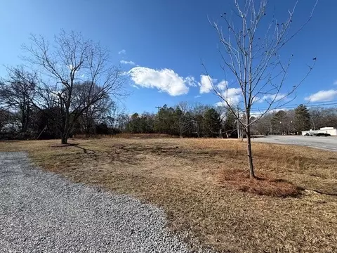 Exterior - 1210 Flat Rock Rd, Starr, SC 29684 photo 3 of 4