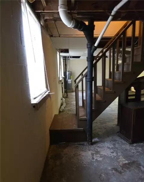 Entry Way - 1034 Shiloh Rd, Seneca, SC 29678 photo 2 of 3
