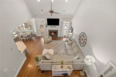 Entry Way - 27 Firelight Ln, Easley, SC 29642 photo 5 of 5