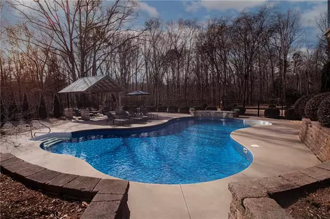 Exterior - 27 Firelight Ln, Easley, SC 29642 photo 5 of 10