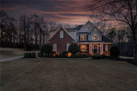 Exterior - 27 Firelight Ln, Easley, SC 29642 photo 2 of 10