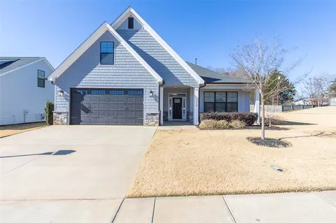 112 Stanbury Dr, Clemson, SC 29631