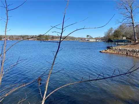 38 Waterside Pt, Abbeville, SC 29620