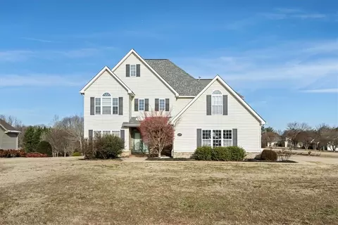 609 Providence Point Dr, Seneca, SC 29678