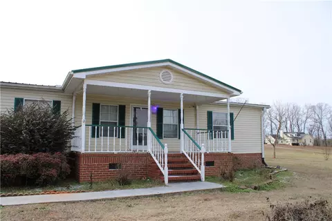 1533 Good Hope Church Rd, Starr, SC 29684
