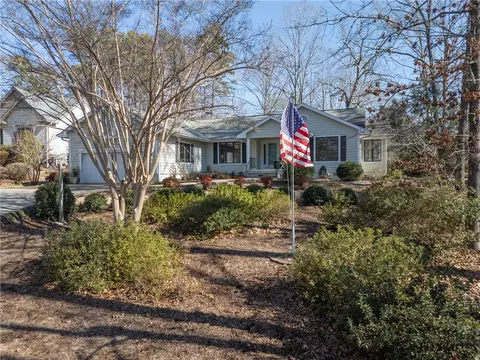27 Quartermaster Dr, Salem, SC 29676