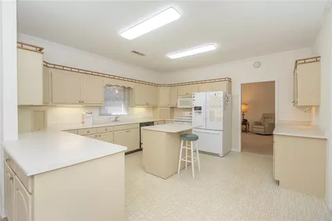 Kitchen - 52 Hickory Way, Clemson, SC 29631 photo 3 of 5