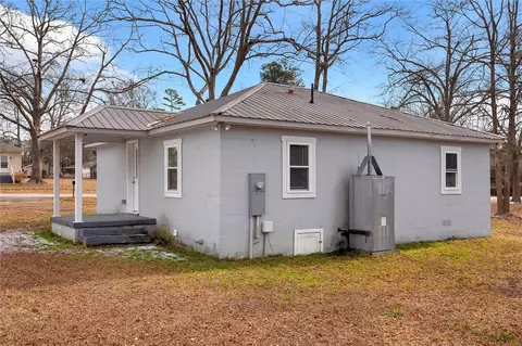 Exterior - 20 Sanders St, Honea Path, SC 29654 photo 4 of 5