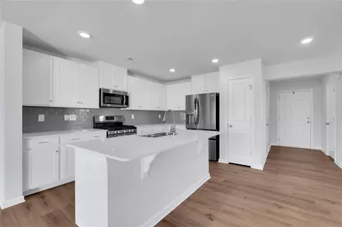 Entry Way - 515 Brasstown Ct, Pendleton, SC 29670 photo 1 of 4