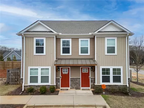 235 Pendleton Rd #Q1, Clemson, SC 29631