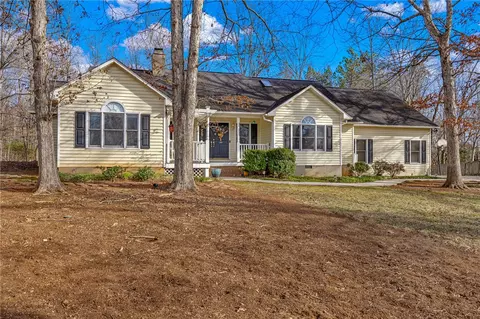 608 Hampton Rd, Liberty, SC 29657
