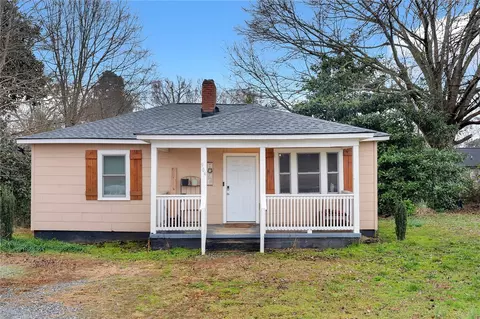 904 Anderson St, Belton, SC 29627