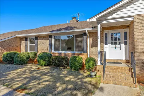 1305 Summers Dr, Pendleton, SC 29670 photo 3