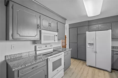 1305 Summers Dr, Pendleton, SC 29670 photo 10