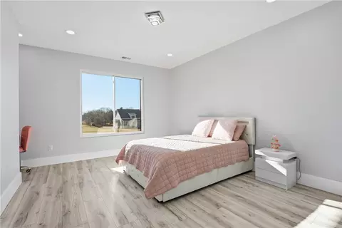 Bedroom - 2407 Watkins Road Ext, Anderson, SC 29625 photo 2 of 4