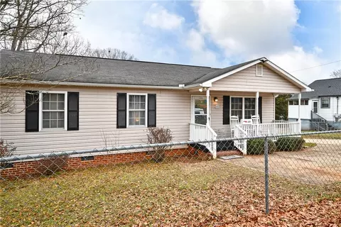 109 Bailey St, Anderson, SC 29621