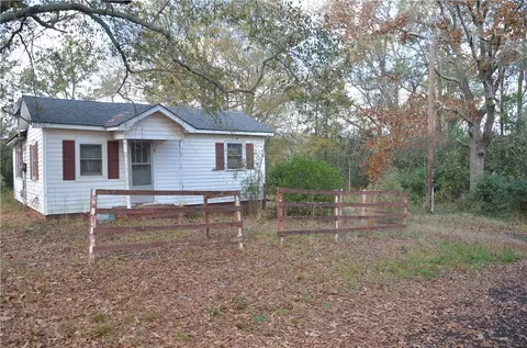 105 Mauldin Cir, Iva, SC 29655