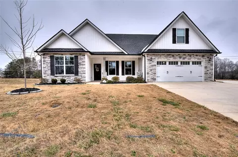 115 Carolina Dr, Piedmont, SC 29673