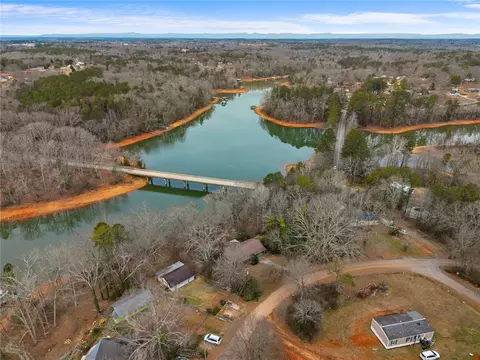 2221 Roach Cir, Anderson, SC 29625 photo 31