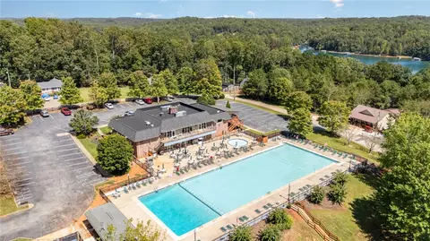 329 E Richfield Dr, Westminster, SC 29693 photo 6