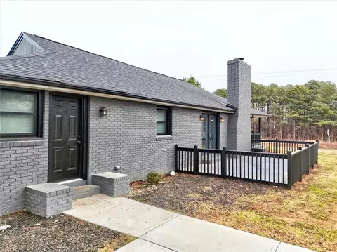 801 Cherokee Rd, Pelzer, SC 29669 photo 8