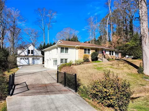 103 Poole Ln, Clemson, SC 29631
