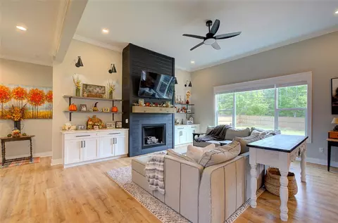 Living - 104 Jericho Cir, Williamston, SC 29697 photo 1 of 6