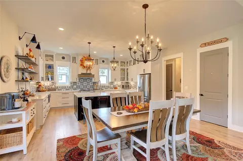 Dining - 104 Jericho Cir, Williamston, SC 29697 photo 1 of 2