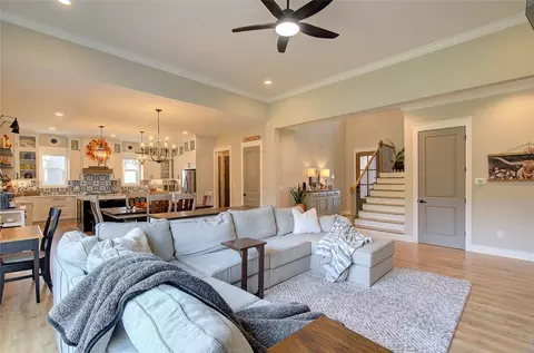 Living - 104 Jericho Cir, Williamston, SC 29697 photo 6 of 6
