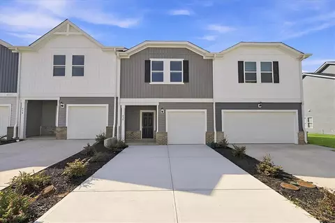 428 Blissful Ct, Taylors, SC 29687