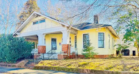115 Pickens St, Abbeville, SC 29620