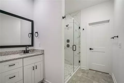 Bath - 202 Pine St, Easley, SC 29640 photo 2 of 5