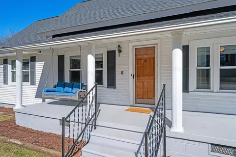 6 Fuller St, Pelzer, SC 29669