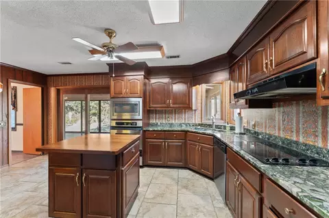 501 Westminster Dr, Pendleton, SC 29670 photo 12