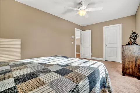 116 Faye Cir, Easley, SC 29640 photo 32